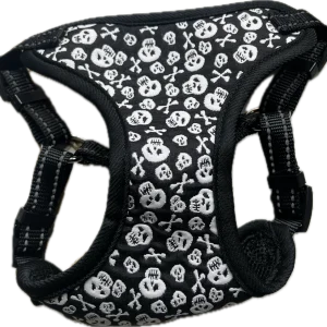 “Pettorina Skull Style: Look Audace per il Tuo Amico a Quattro Zampe” XS